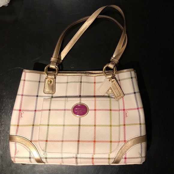 Coach Handbags - Coach Carryall Purse